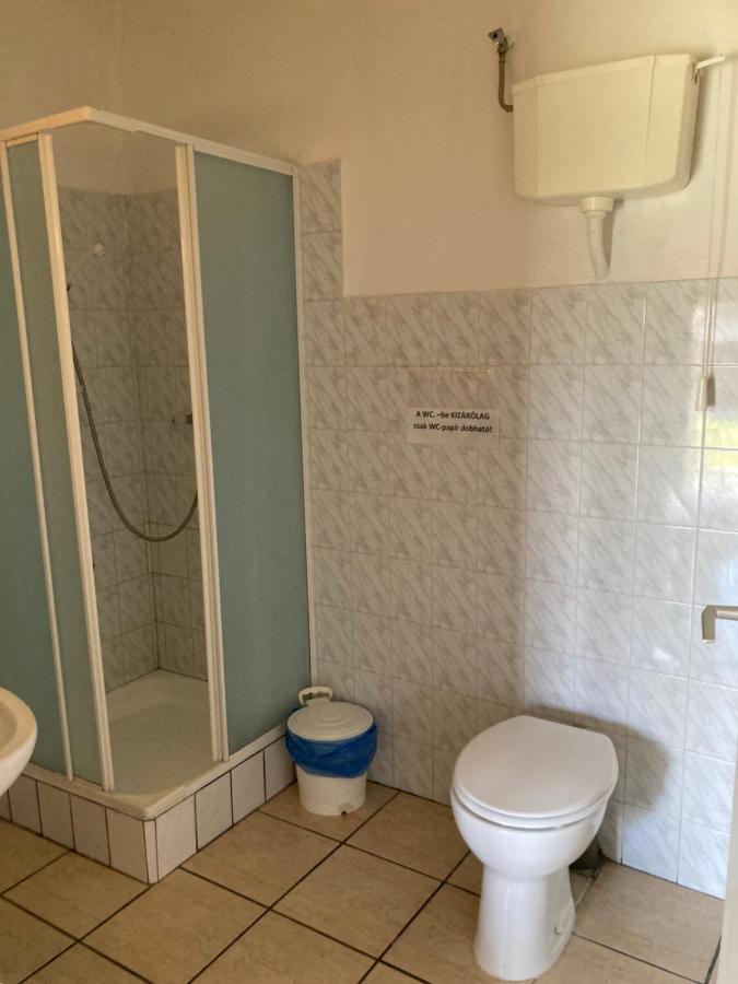 Apartamento Tiszavirag Vendeghaz Tiszacsege Exterior foto