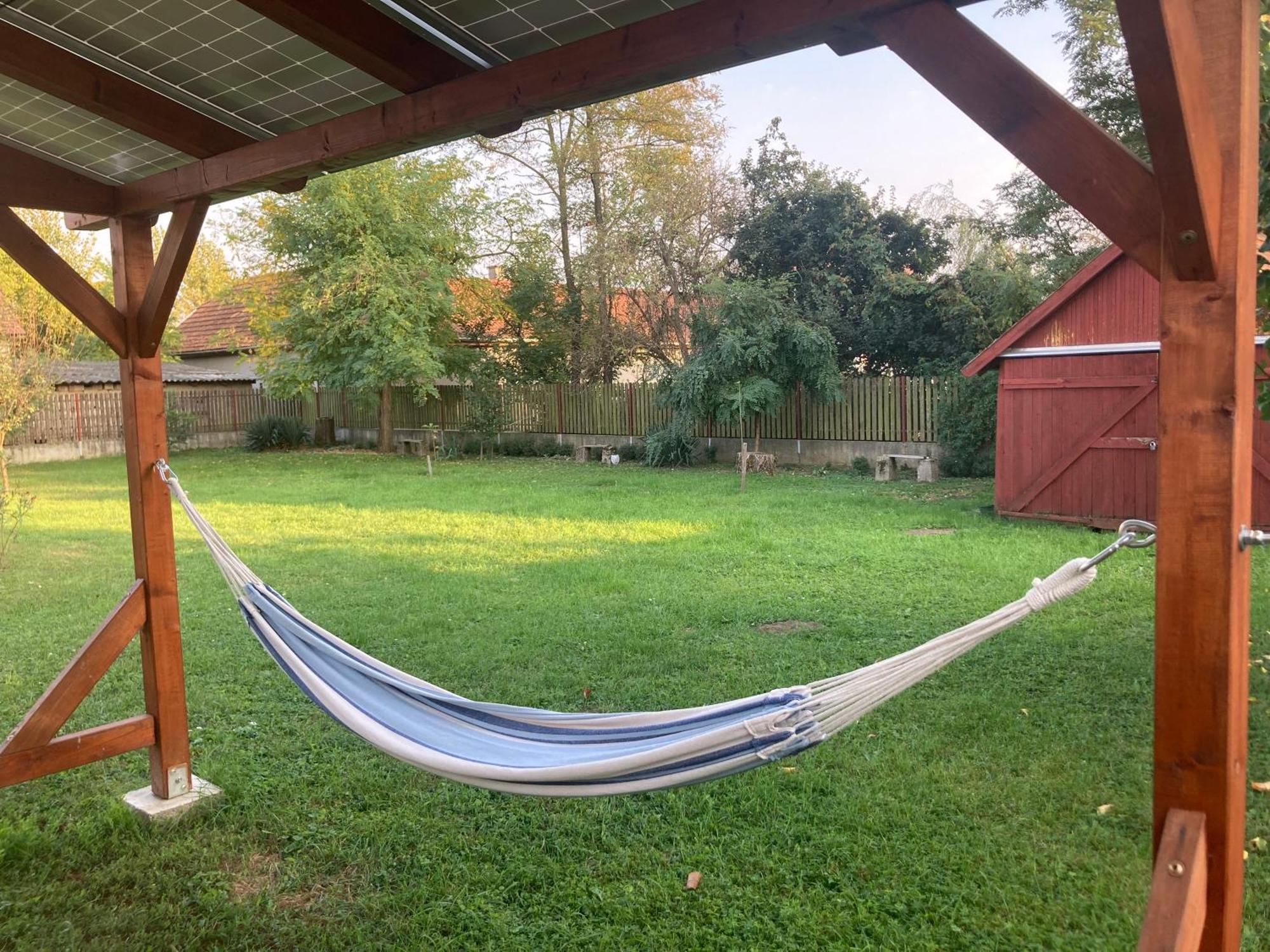 Apartamento Tiszavirag Vendeghaz Tiszacsege Exterior foto